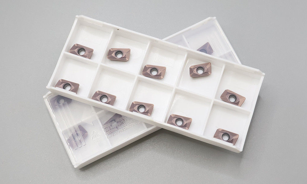 Ένθετα φρεζαρίσματος καρβιδίου 90 μοιρών APMT1135PDER-FM Φρεζάρισμα επιφανειών, φρεζάρισμα αυλακώσεων, ένθετα καρβιδίου Εργαλεία κοπής APMT1135