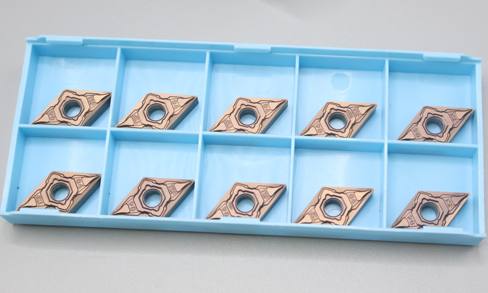 Αρνητικό Ρομβικό 55° Carbide Tool Carbide Blade DNMG150404-TSF Εξωτερικό εργαλείο στροφής CNC Insert DNMG1504