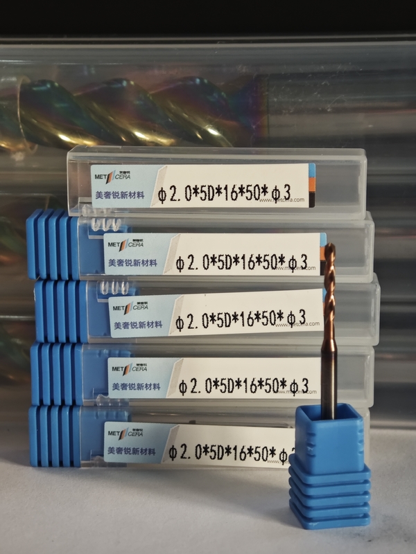 Σκληρότητα HRC55-60 Στερεό Καρβίδιο 5D τρυπάνι εργαλείο κοπής φ2.0 x 5D x 16 x 50 x φ3mm G-εξωτερικό ψυκτικό τρυπάνι