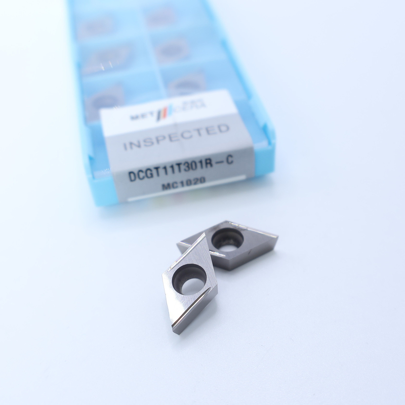 Εισάγματα στροφής CNC Cermet DCGT07 DCGT11 C Τελειωτικό σχιστομετρητή μεταλλικού υλικού Υψηλή αντοχή στην φθορά