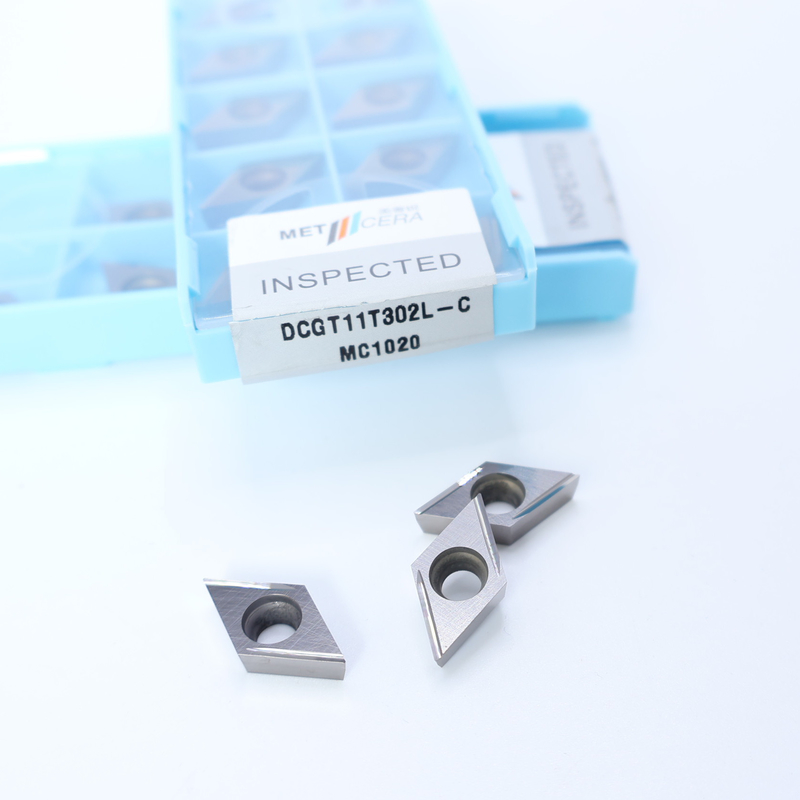 Εισάγματα στροφής CNC Cermet DCGT07 DCGT11 C Τελειωτικό σχιστομετρητή μεταλλικού υλικού Υψηλή αντοχή στην φθορά