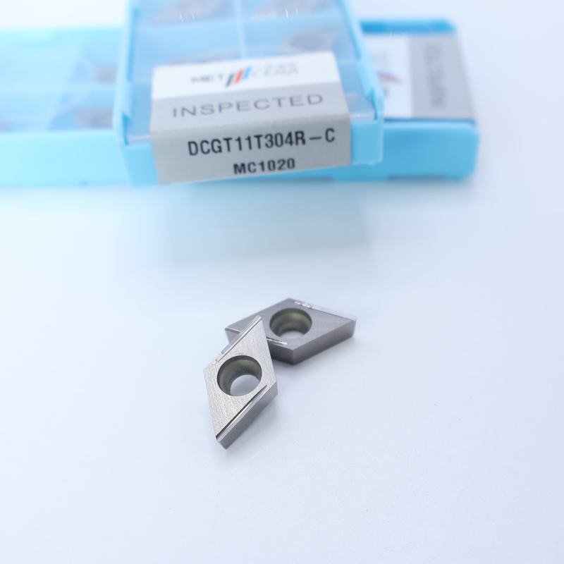 Εισάγματα στροφής CNC Cermet DCGT07 DCGT11 C Τελειωτικό σχιστομετρητή μεταλλικού υλικού Υψηλή αντοχή στην φθορά
