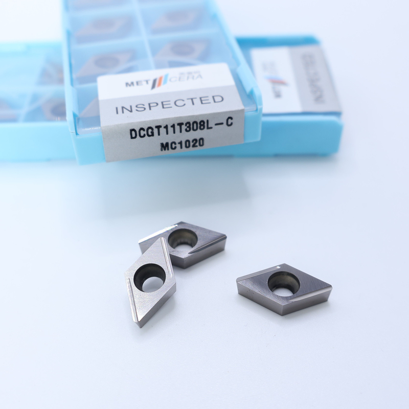 Εισάγματα στροφής CNC Cermet DCGT07 DCGT11 C Τελειωτικό σχιστομετρητή μεταλλικού υλικού Υψηλή αντοχή στην φθορά